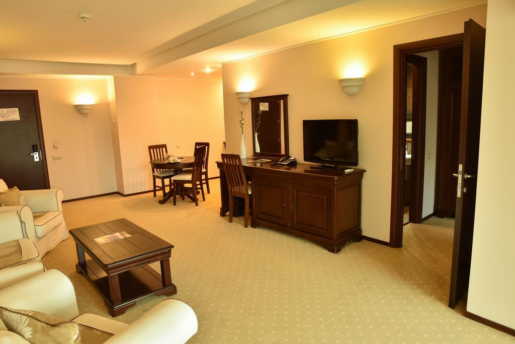 Apartament Executive Vedere Munte Alpin Resort Poiana Braşov Dış mekan fotoğraf
